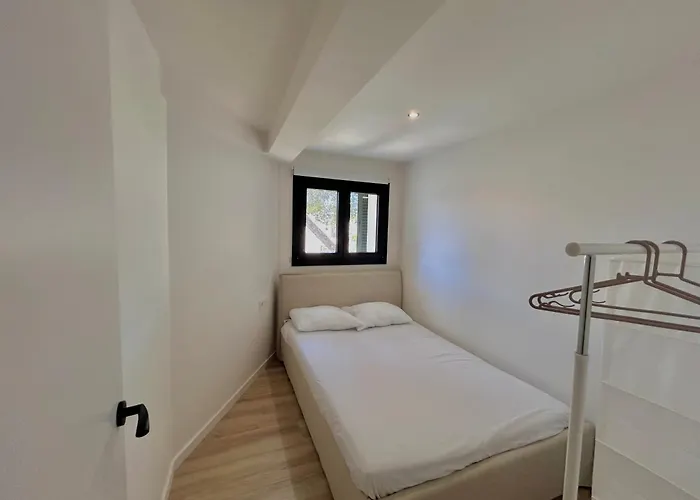 Διαμέρισμα Beachfront Seaside Serenity *